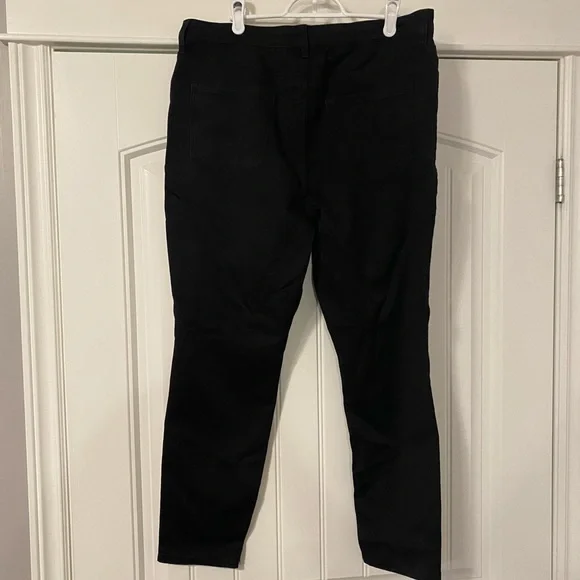 Black jeans - Picture 2 of 3